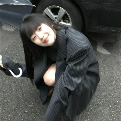 她嫁了个警察